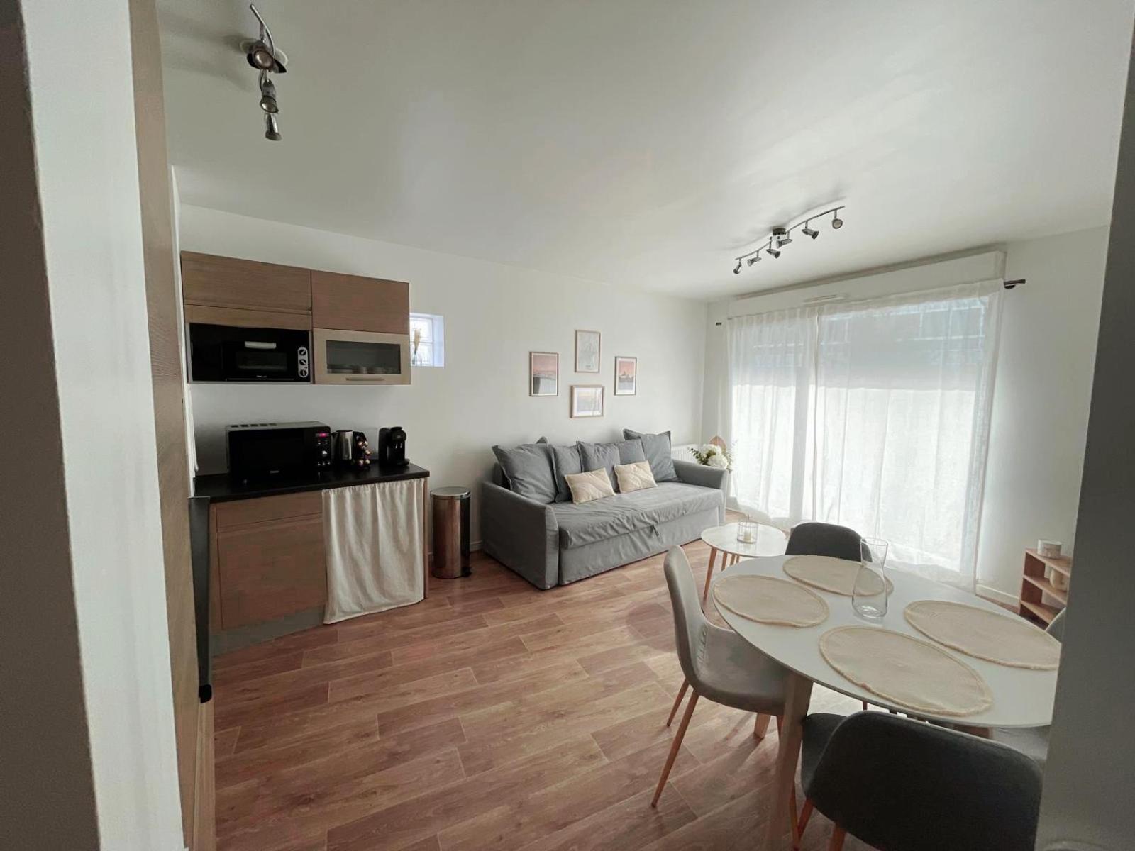 Lovely Flat Meaux Exterior foto
